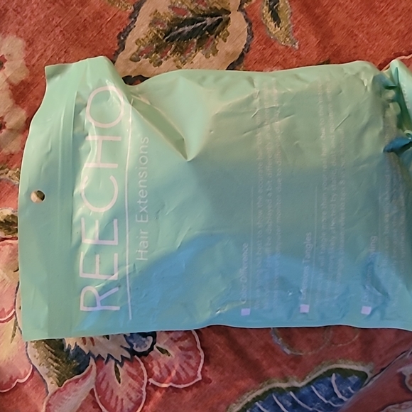 reecho hair, 20LongX10wide extensions ,dark brown - Picture 2 of 7